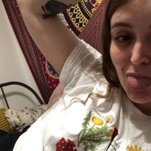 Meet your Posher, Kelli